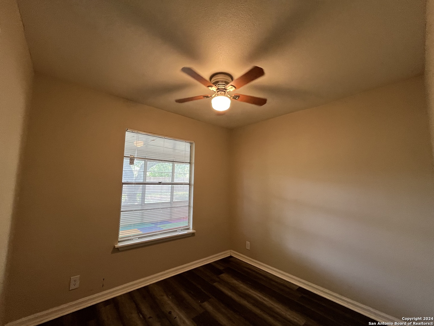 5922 Castle Hunt San Antonio TX 78218