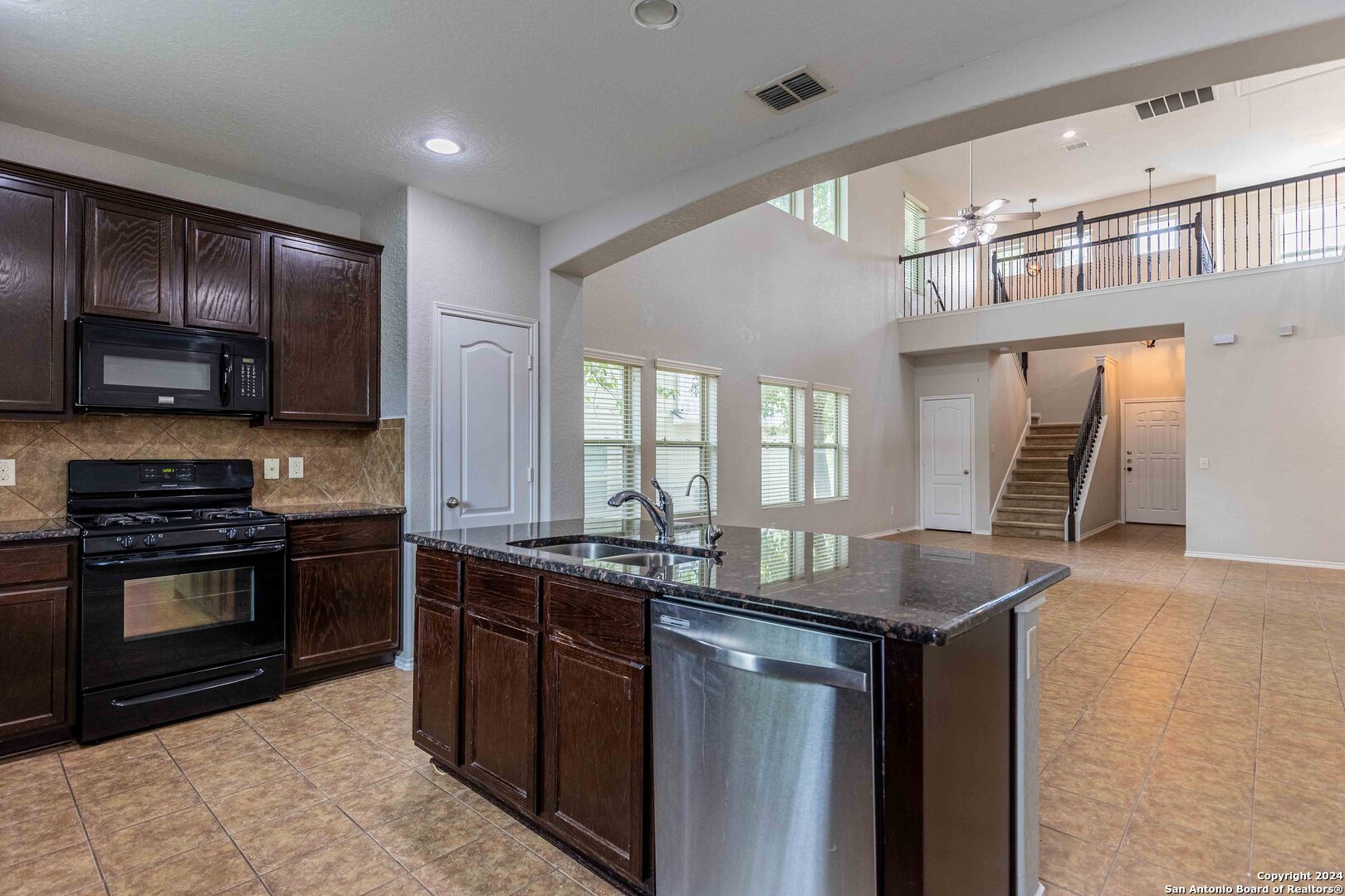 422 Tequila Ranch San Antonio TX 78245