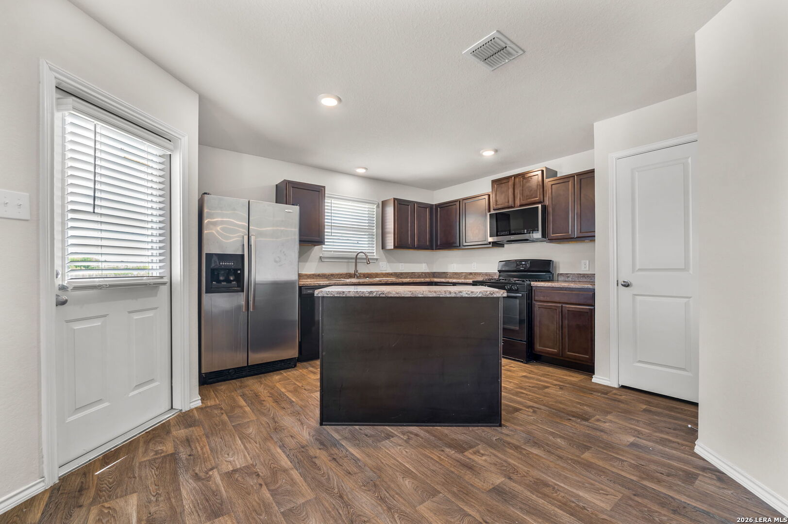 8242 Blue Canal San Antonio TX 78244