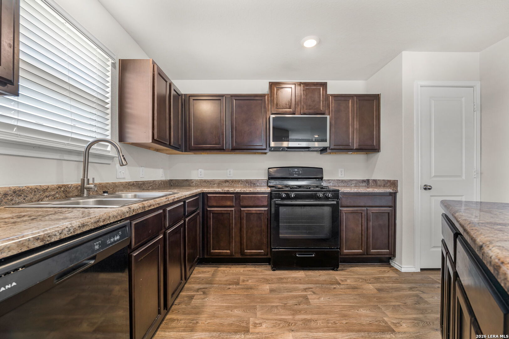 8242 Blue Canal San Antonio TX 78244