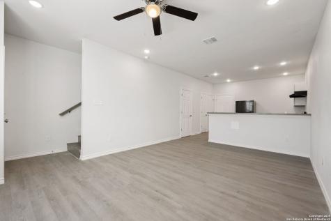 8719 Wurzbach San Antonio TX 78240