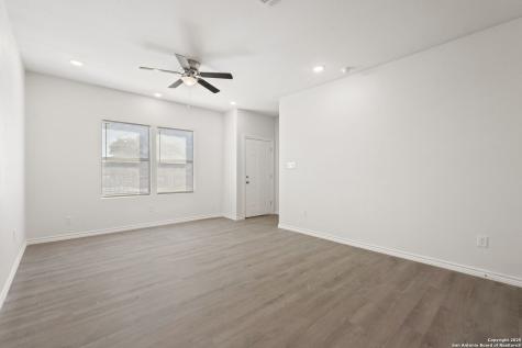 8719 Wurzbach San Antonio TX 78240