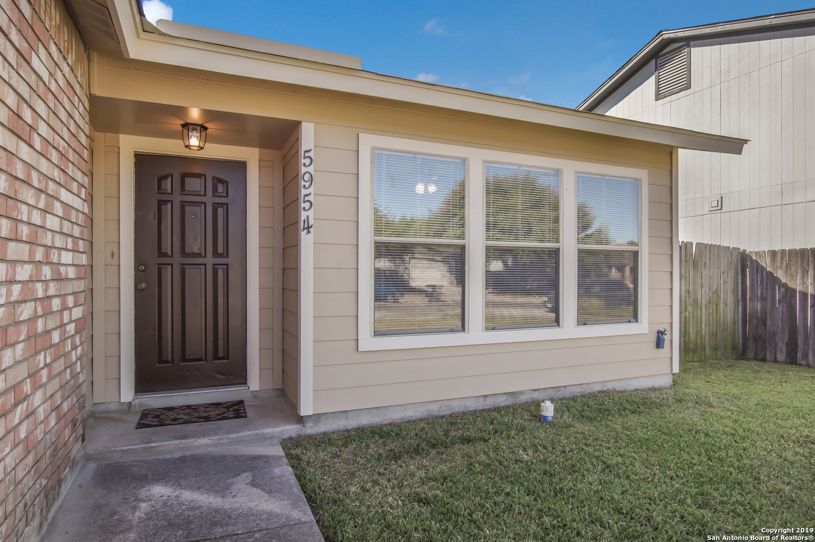 5954 Summer Fest Drive San Antonio TX 78244