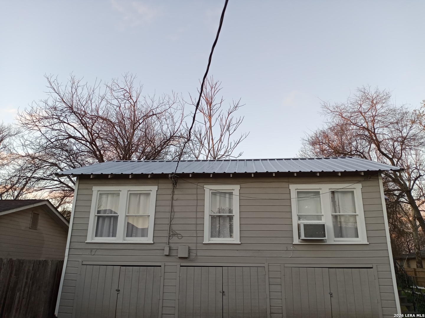 2427 W Southcross San Antonio TX 78211