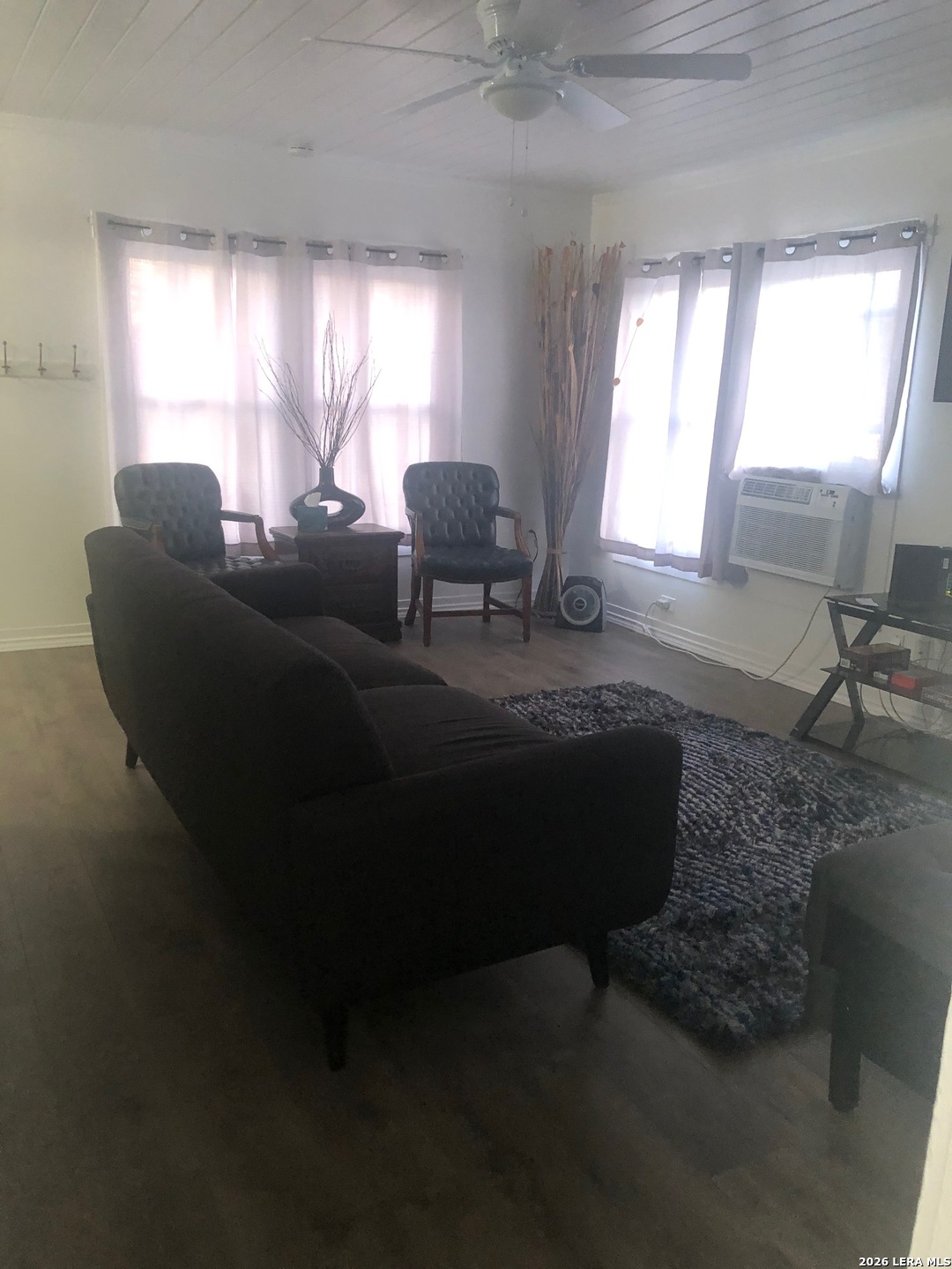 2427 W Southcross San Antonio TX 78211