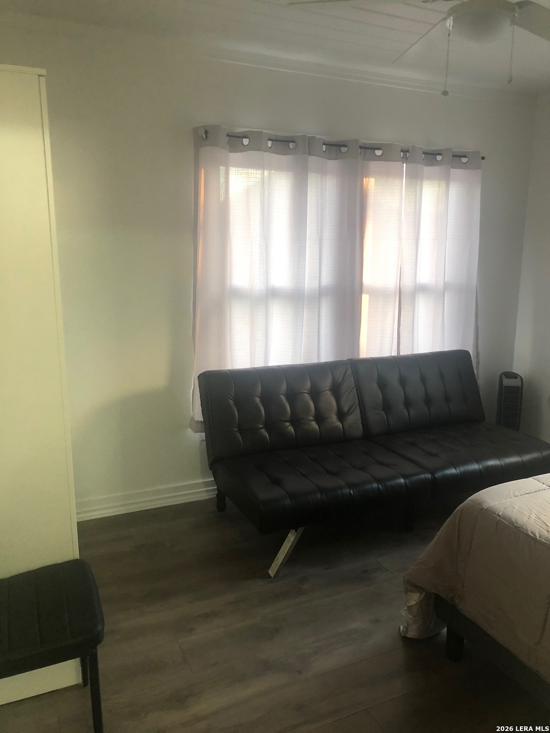 2427 W Southcross San Antonio TX 78211