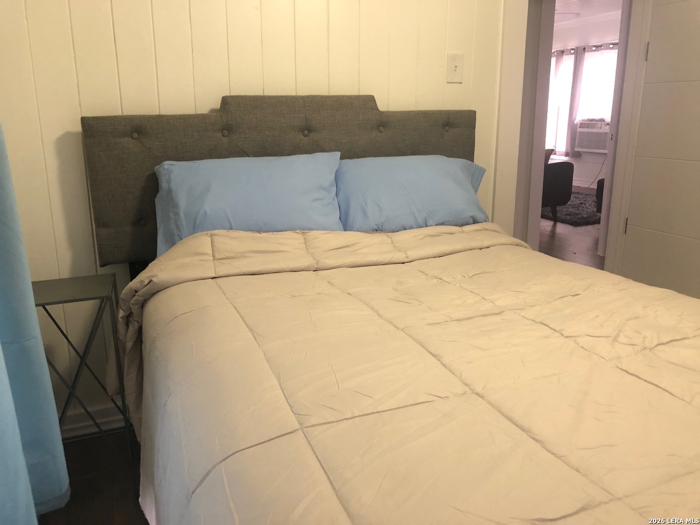 2427 W Southcross San Antonio TX 78211