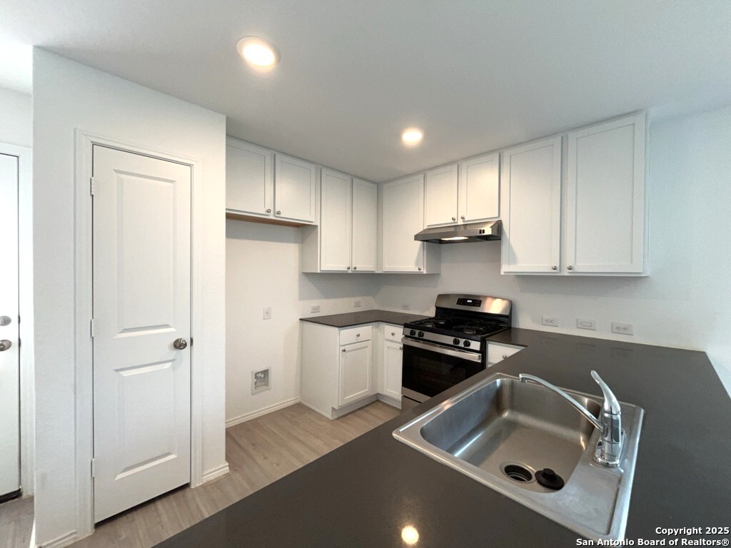 6954 Biotite Ridge San Antonio TX 78223