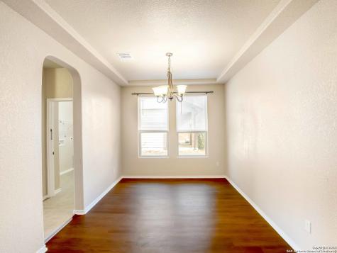 8611 Lantana Springs Converse TX 78109