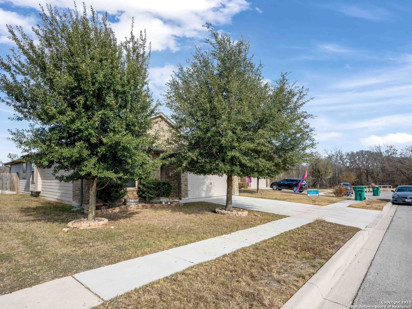 8611 Lantana Springs Converse TX 78109