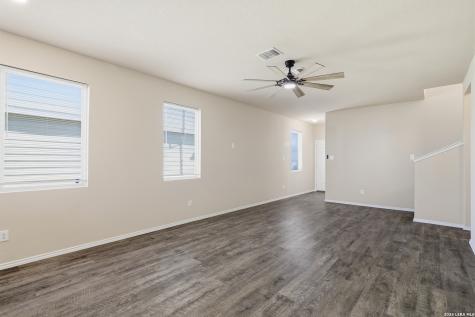 10233 Melissa Ranch San Antonio TX 78245