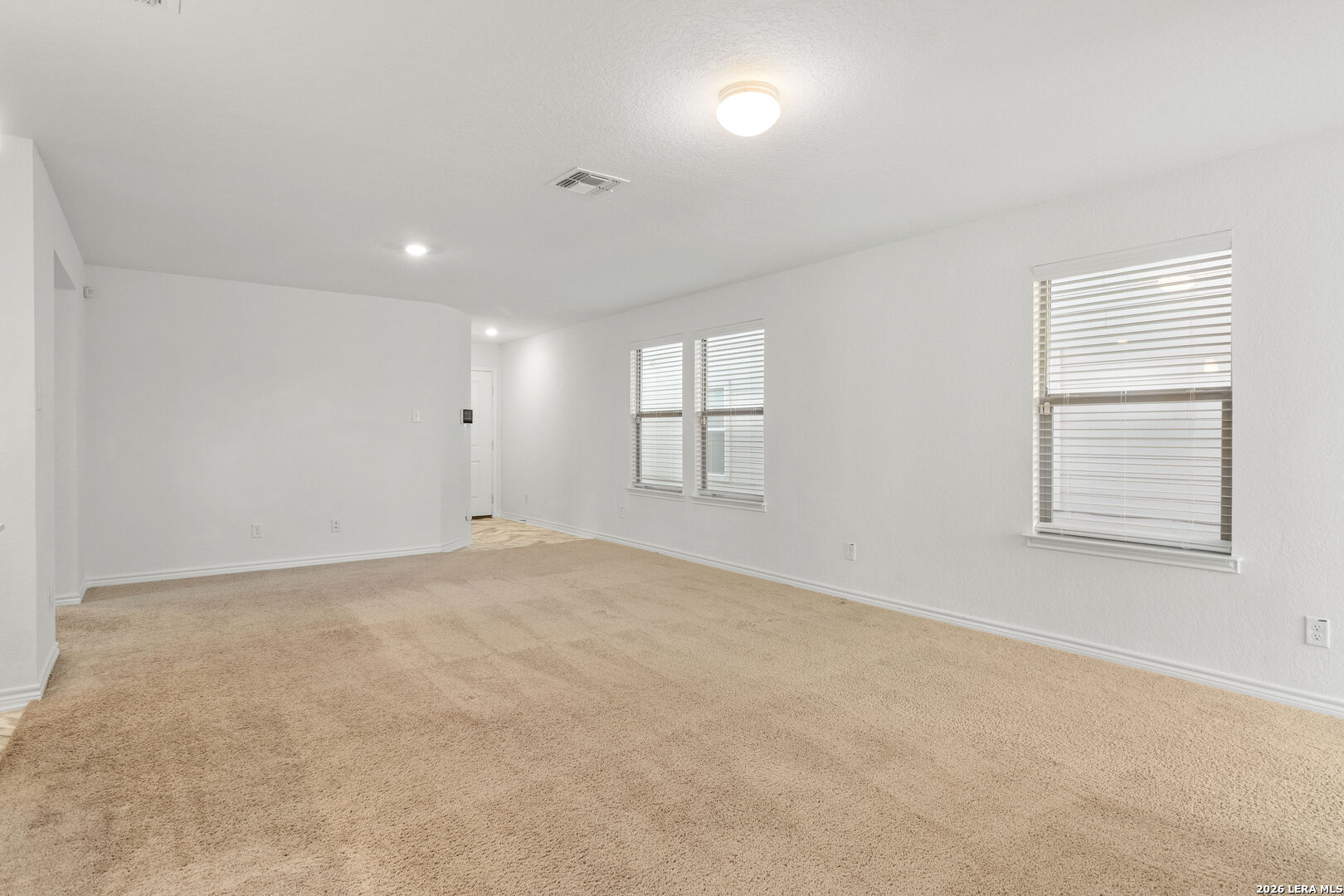 6613 Willow Landing Converse TX 78109