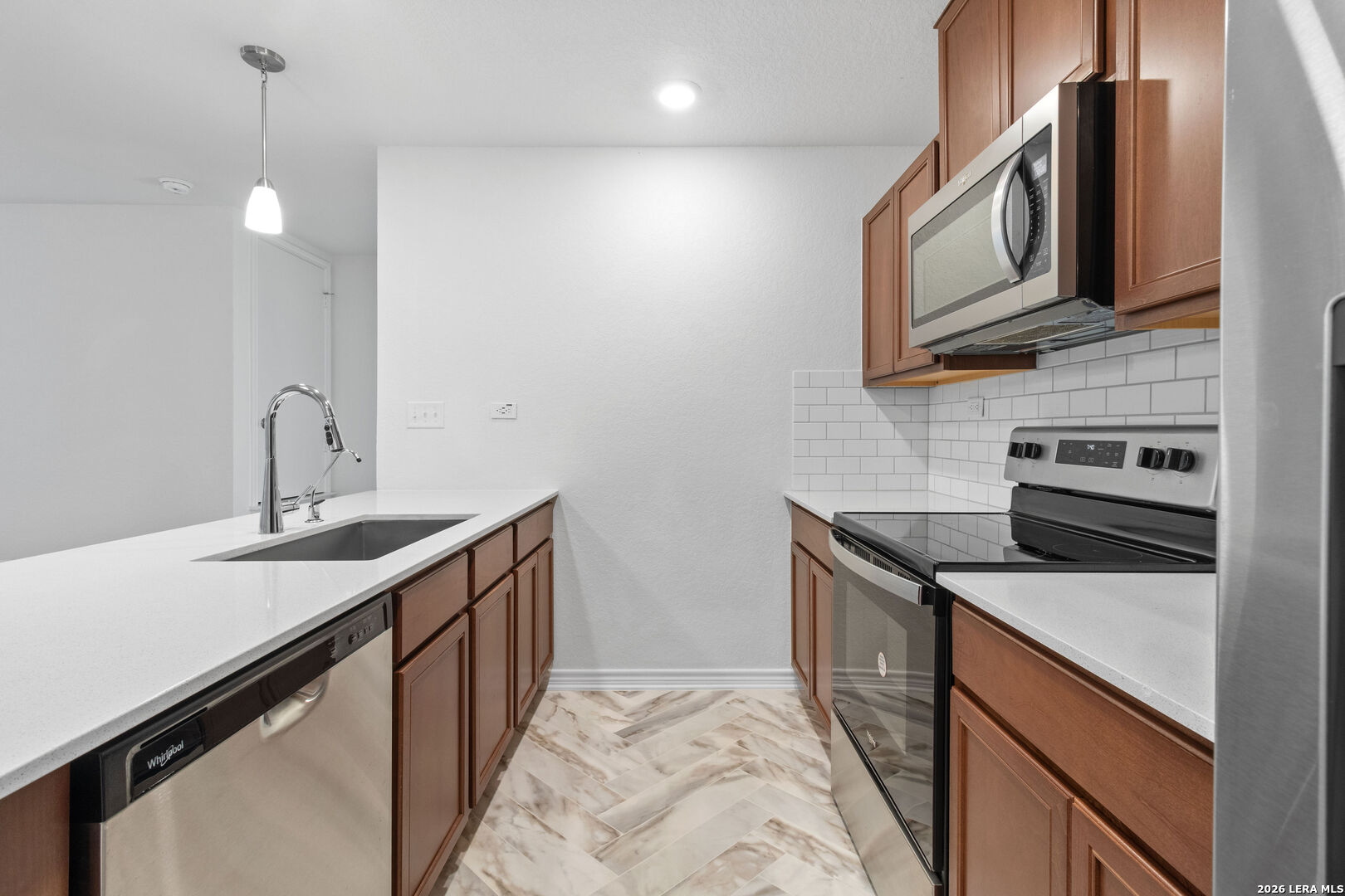 6613 Willow Landing Converse TX 78109