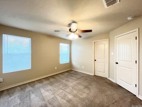 6606 Arancione Avenue San Antonio TX 78233