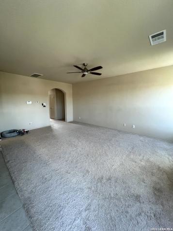 1057 Clarkston Seguin TX 78155