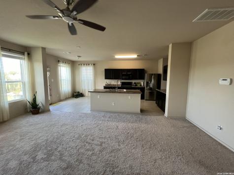 1057 Clarkston Seguin TX 78155