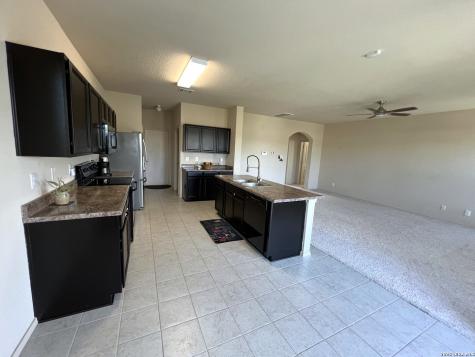 1057 Clarkston Seguin TX 78155