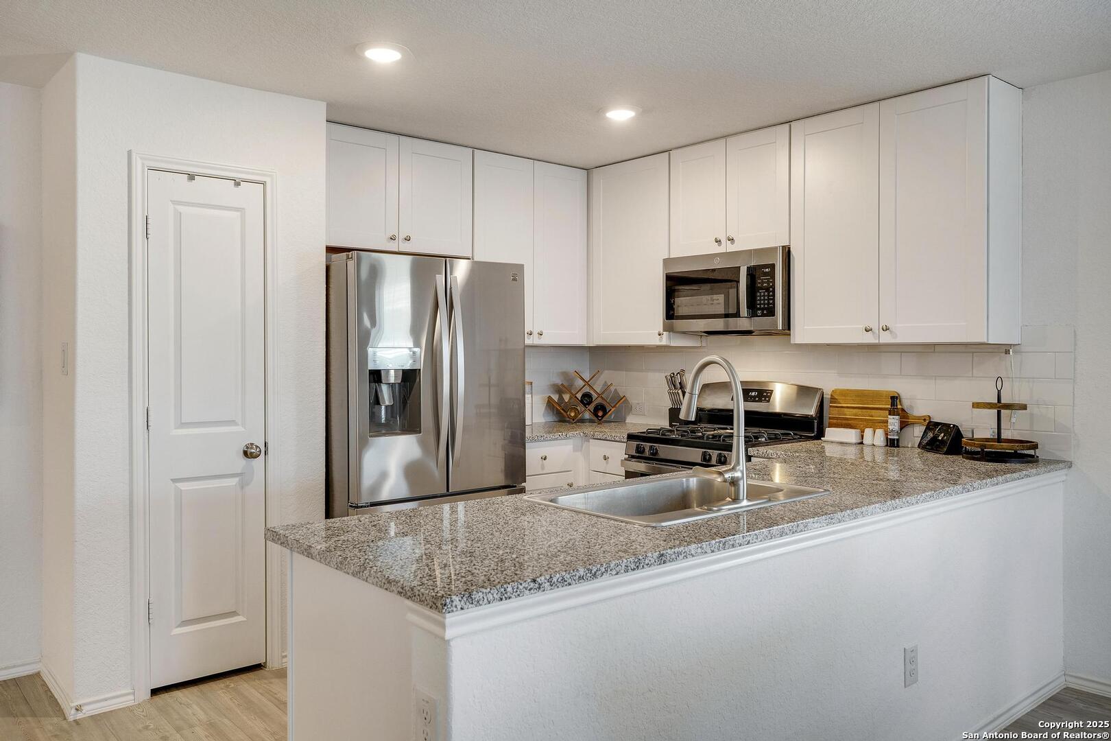 2907 Whinchat New Braunfels TX 78130