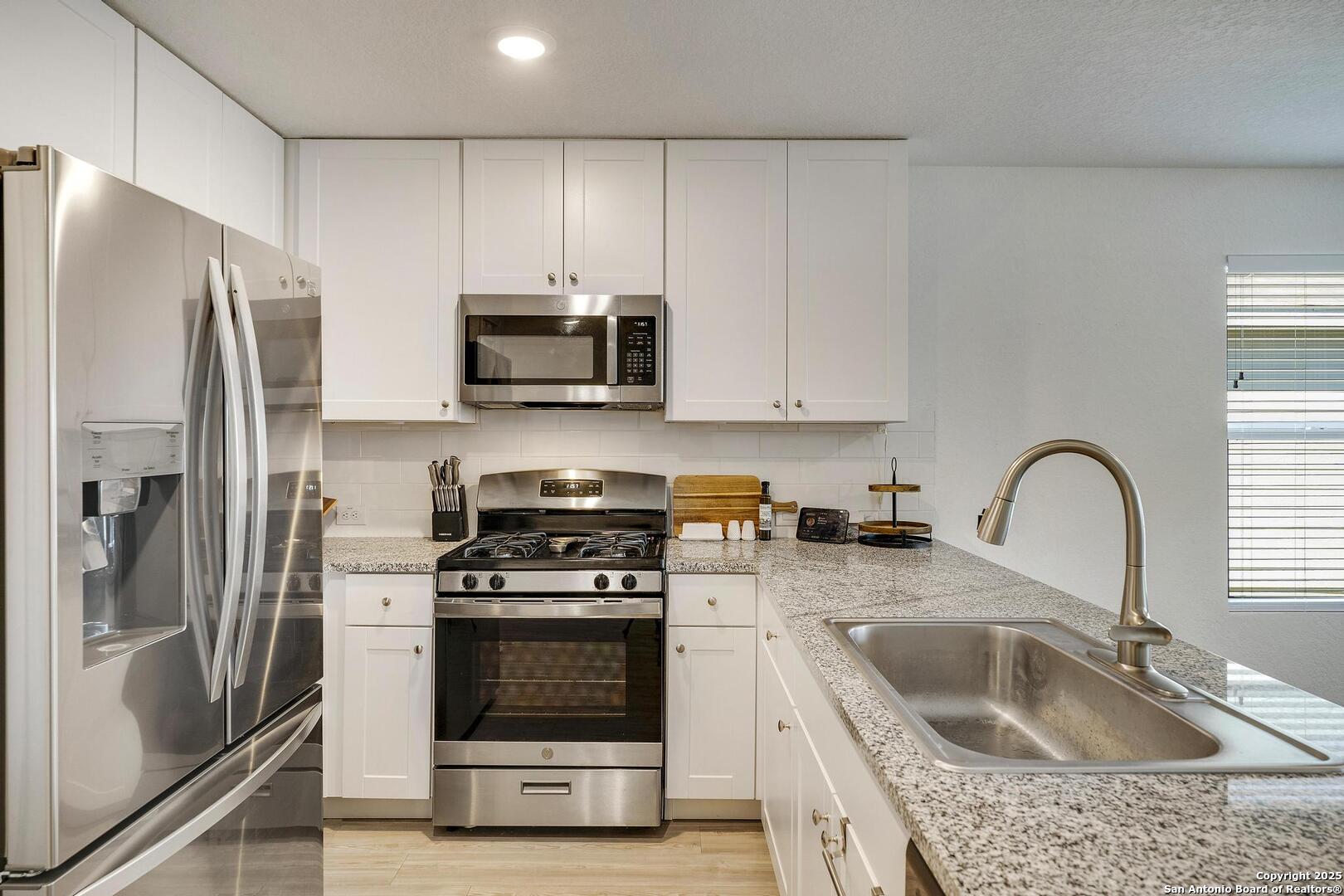 2907 Whinchat New Braunfels TX 78130