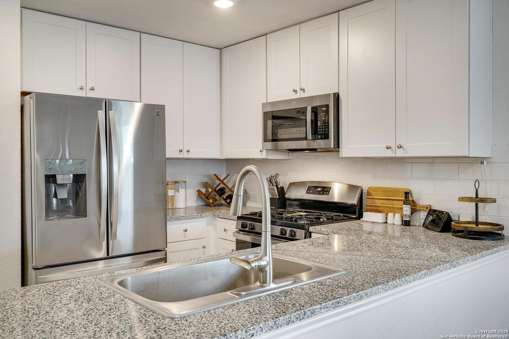 2907 Whinchat New Braunfels TX 78130