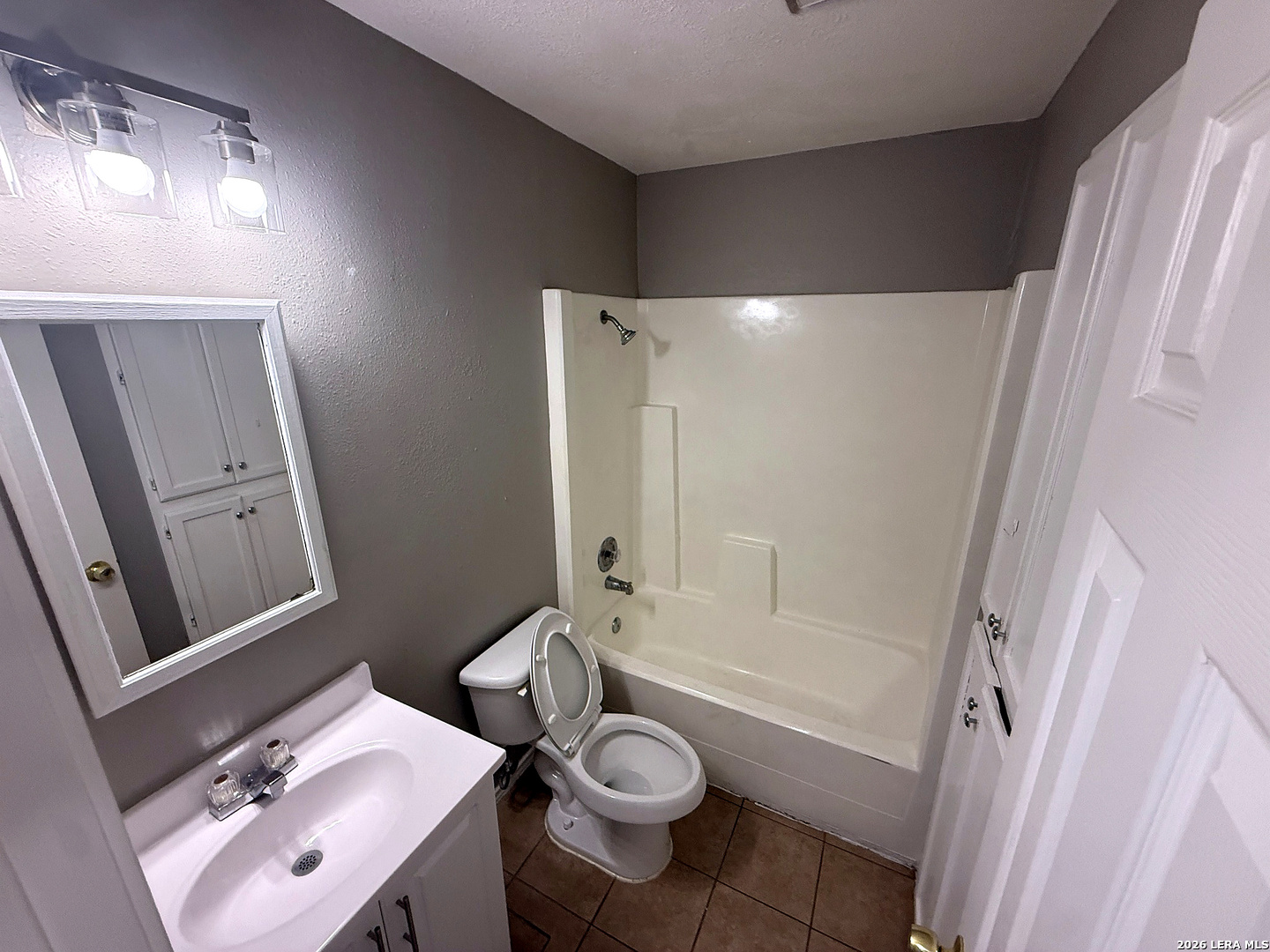 10040 Woodtrail San Antonio TX 78250