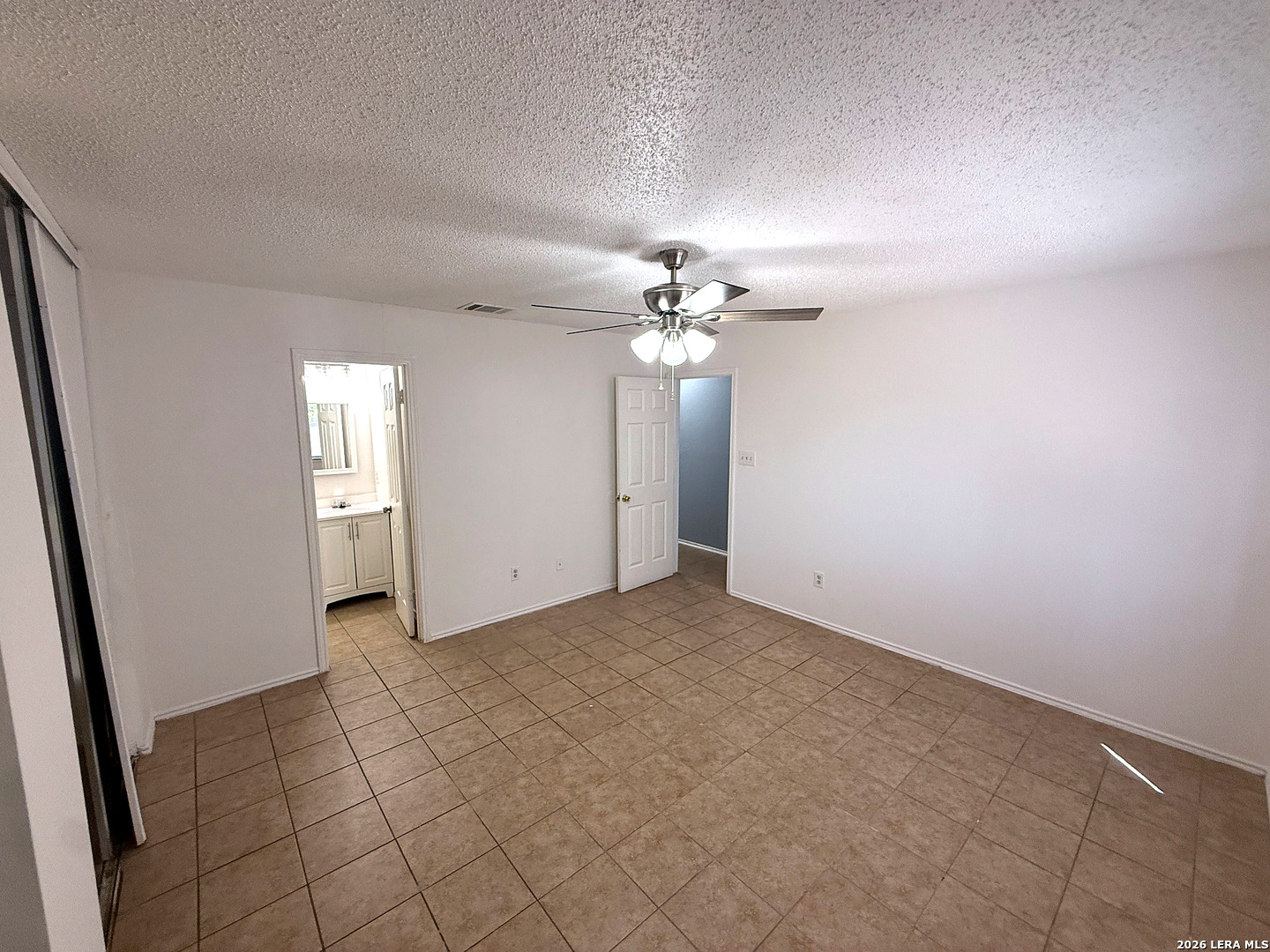 10040 Woodtrail San Antonio TX 78250
