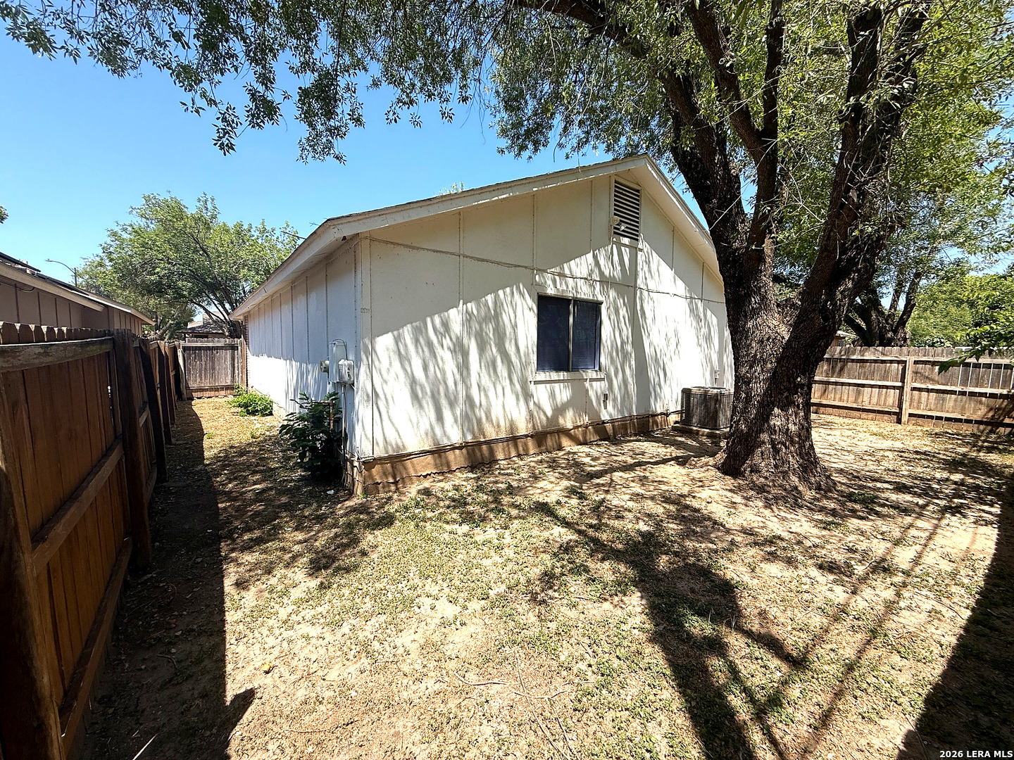 10040 Woodtrail San Antonio TX 78250