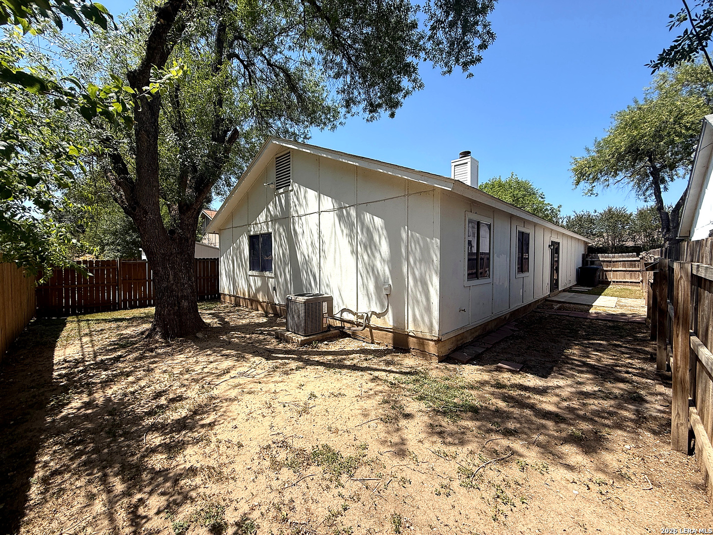 10040 Woodtrail San Antonio TX 78250