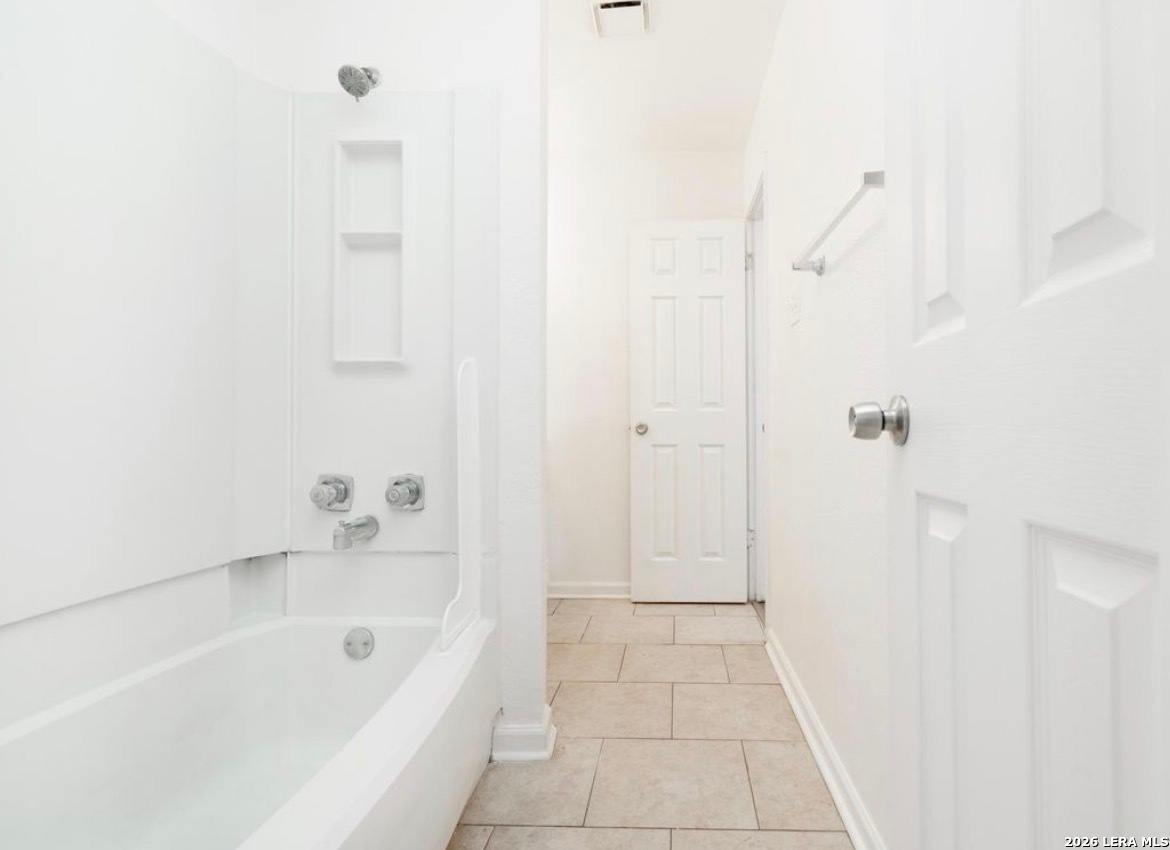 5839 Sun Bay San Antonio TX 78244