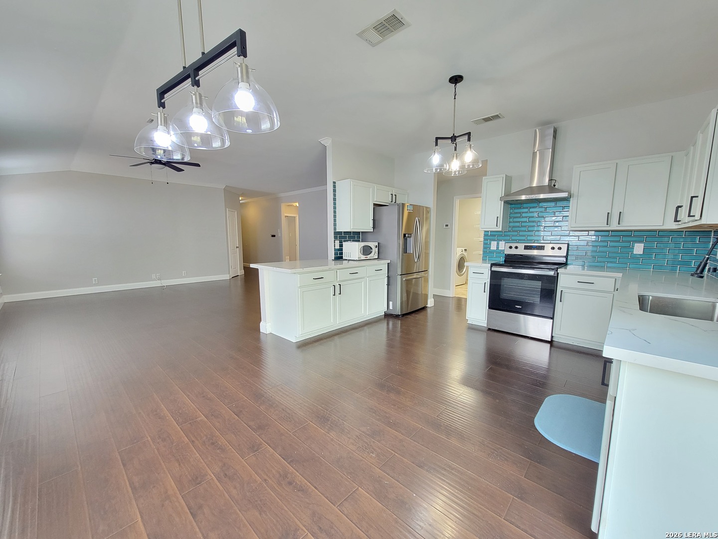 815 Bobcat Creek San Antonio TX 78251