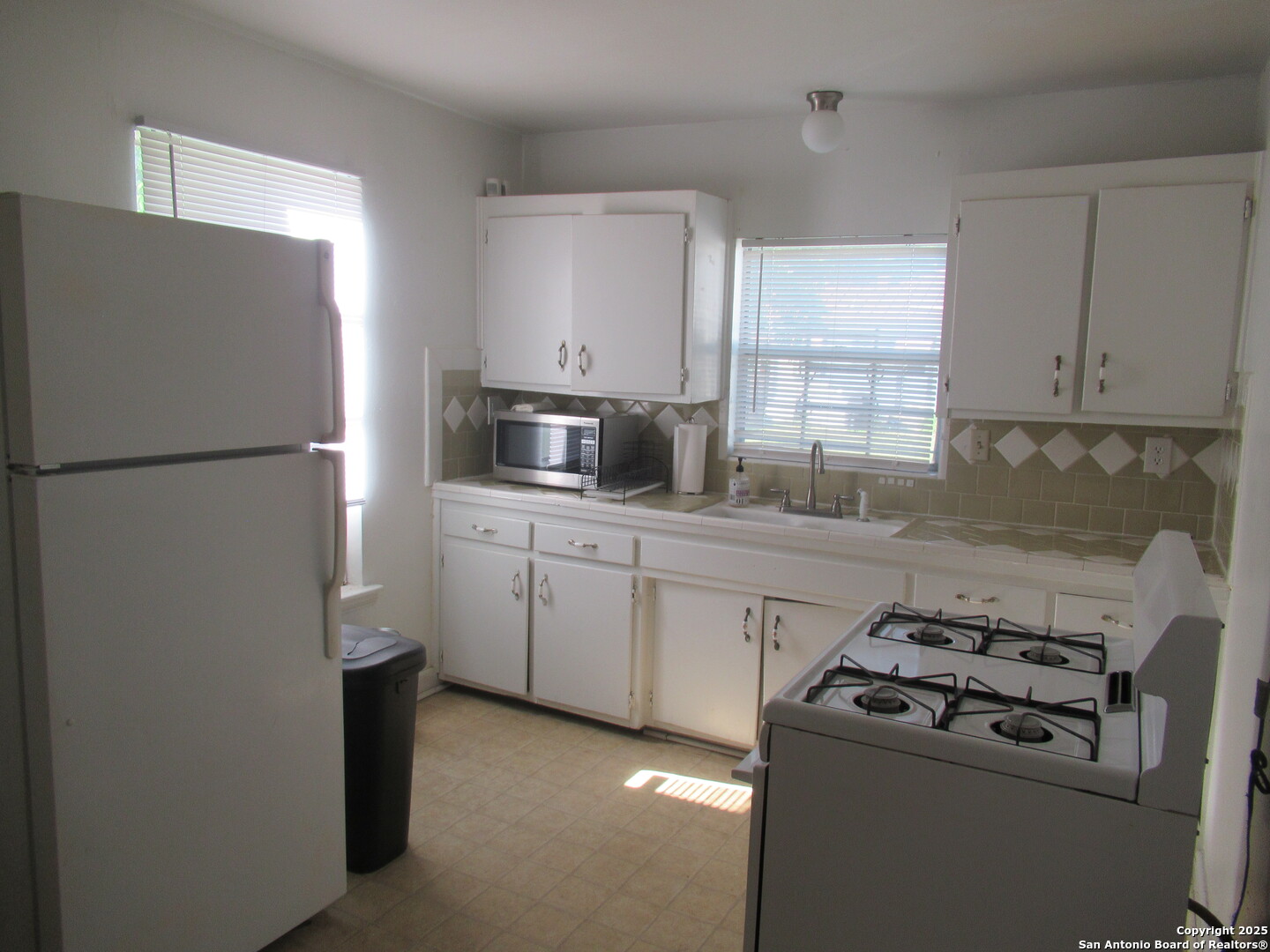 1121 Willow San Antonio TX 78208