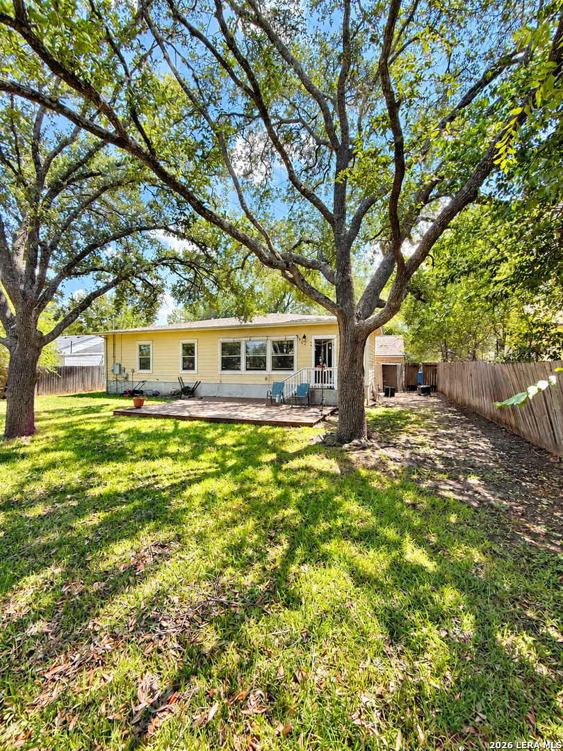 227 Larchmont Drive San Antonio TX 78209