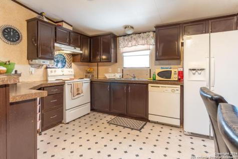 22300 State Highway 123 Seguin TX 78155