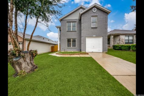 6722 Badger Pass San Antonio TX 78239