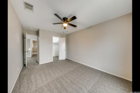 6722 Badger Pass San Antonio TX 78239