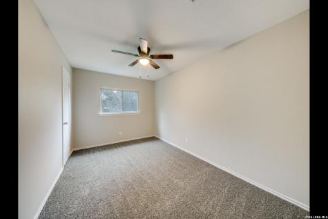 6722 Badger Pass San Antonio TX 78239