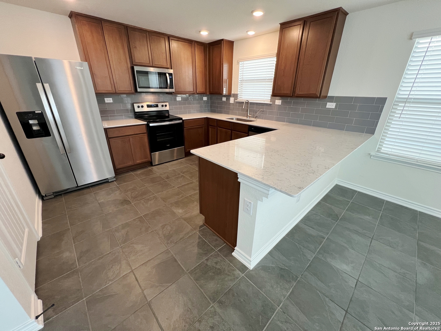 6014 Foster Bend San Antonio TX 78244