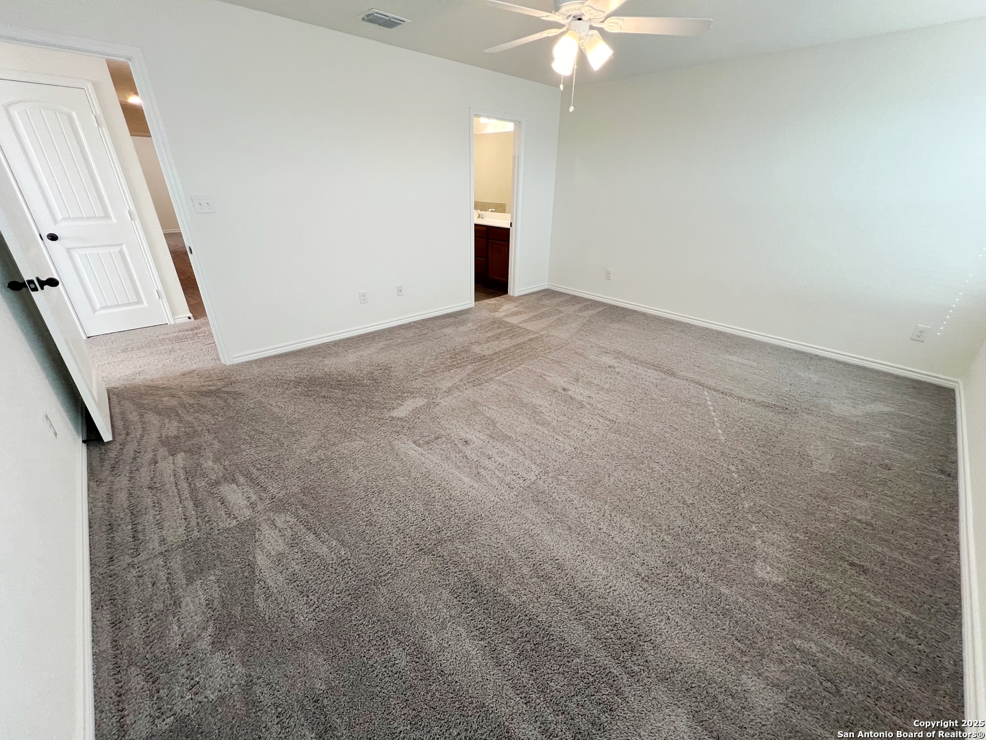 6014 Foster Bend San Antonio TX 78244