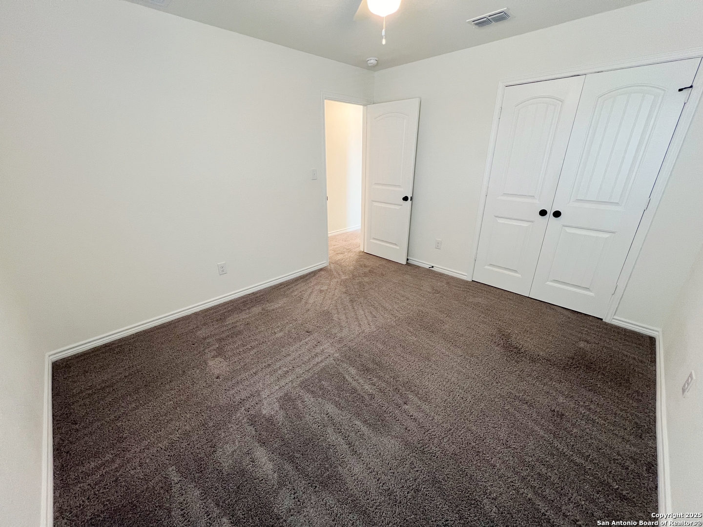 6014 Foster Bend San Antonio TX 78244