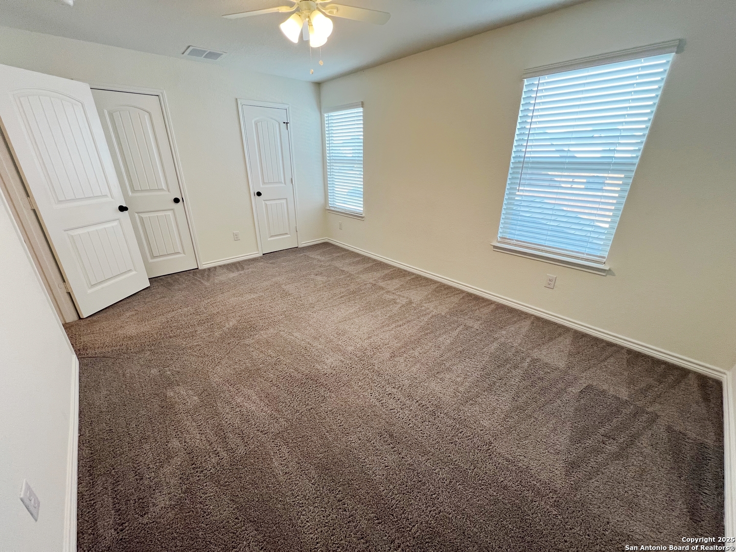 6014 Foster Bend San Antonio TX 78244