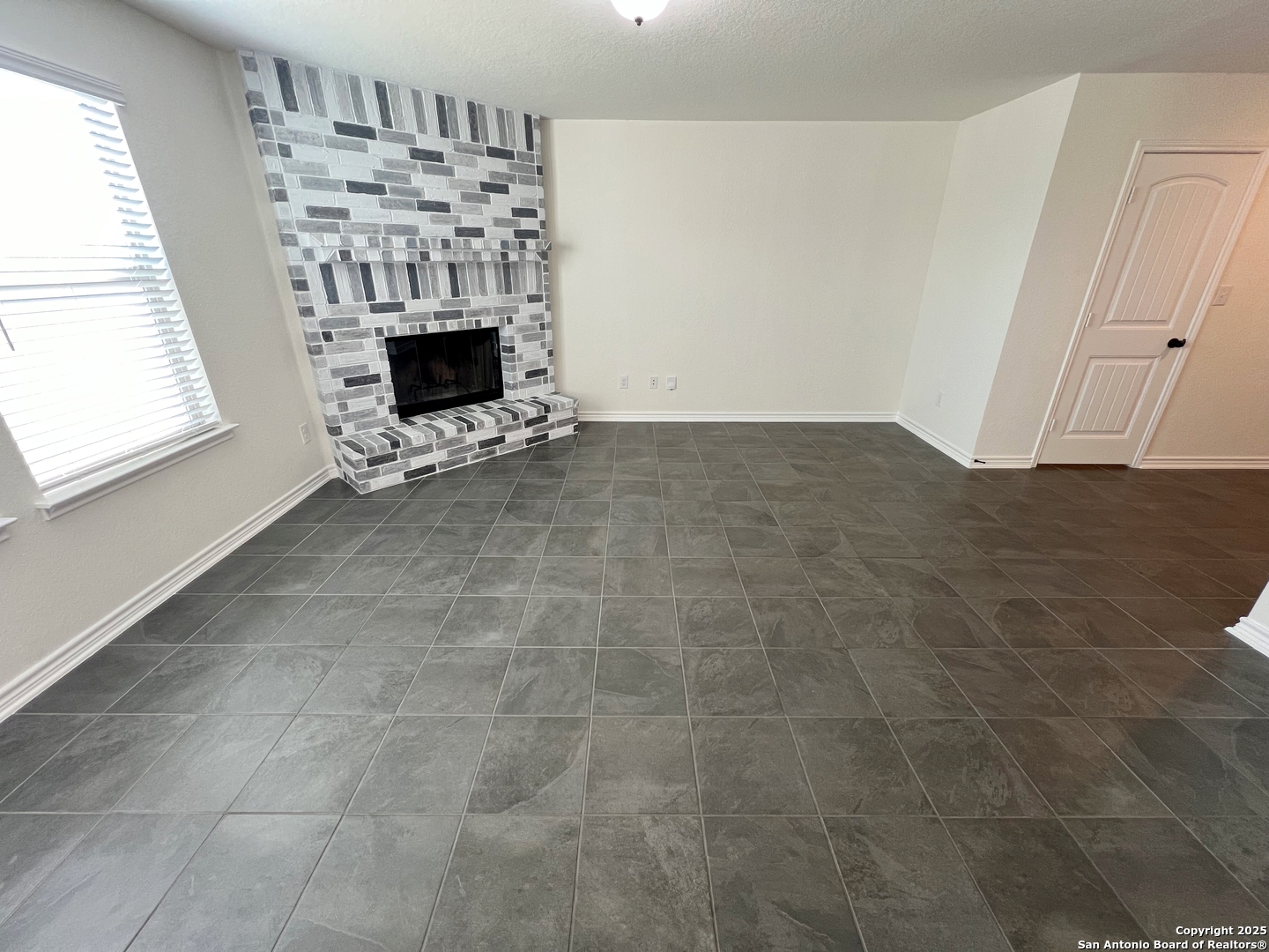 6014 Foster Bend San Antonio TX 78244