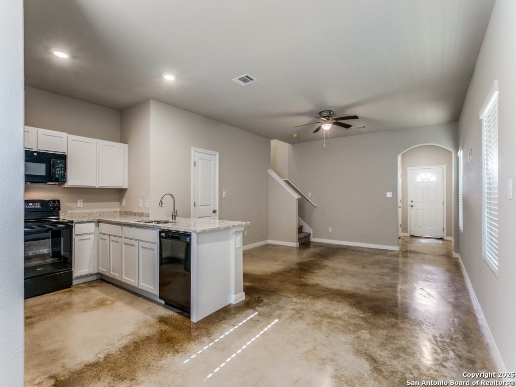 7935 Dial Ike San Antonio TX 78218