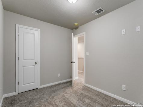 7935 Dial Ike San Antonio TX 78218