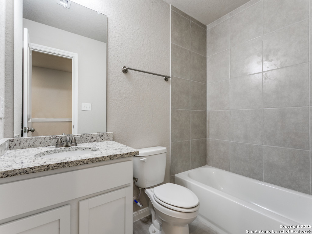 7935 Dial Ike San Antonio TX 78218