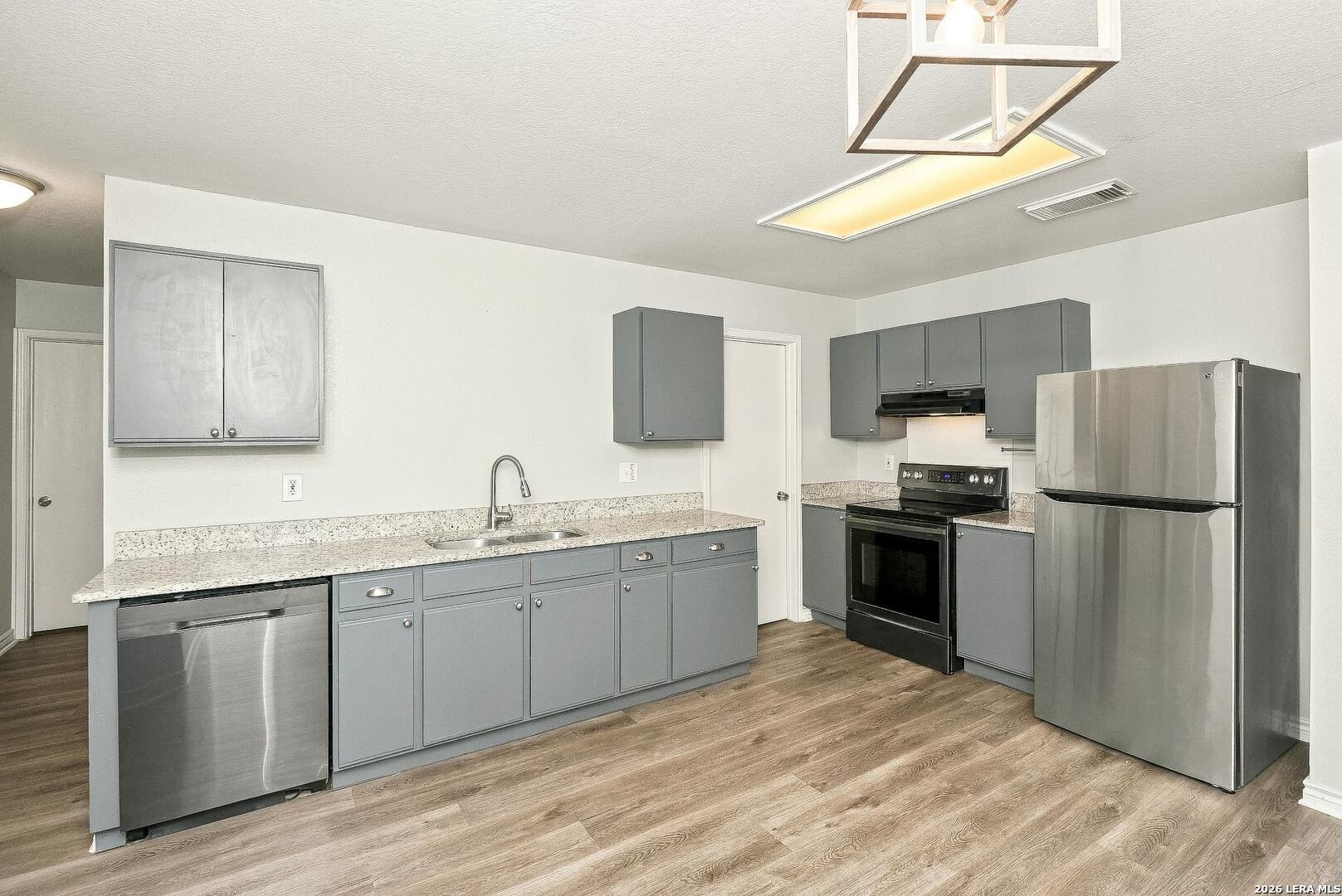9871 Menard Circle San Antonio TX 78245