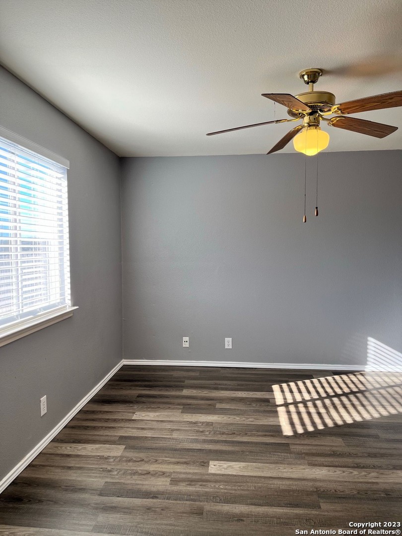7126 Autumn Acres Converse TX 78109