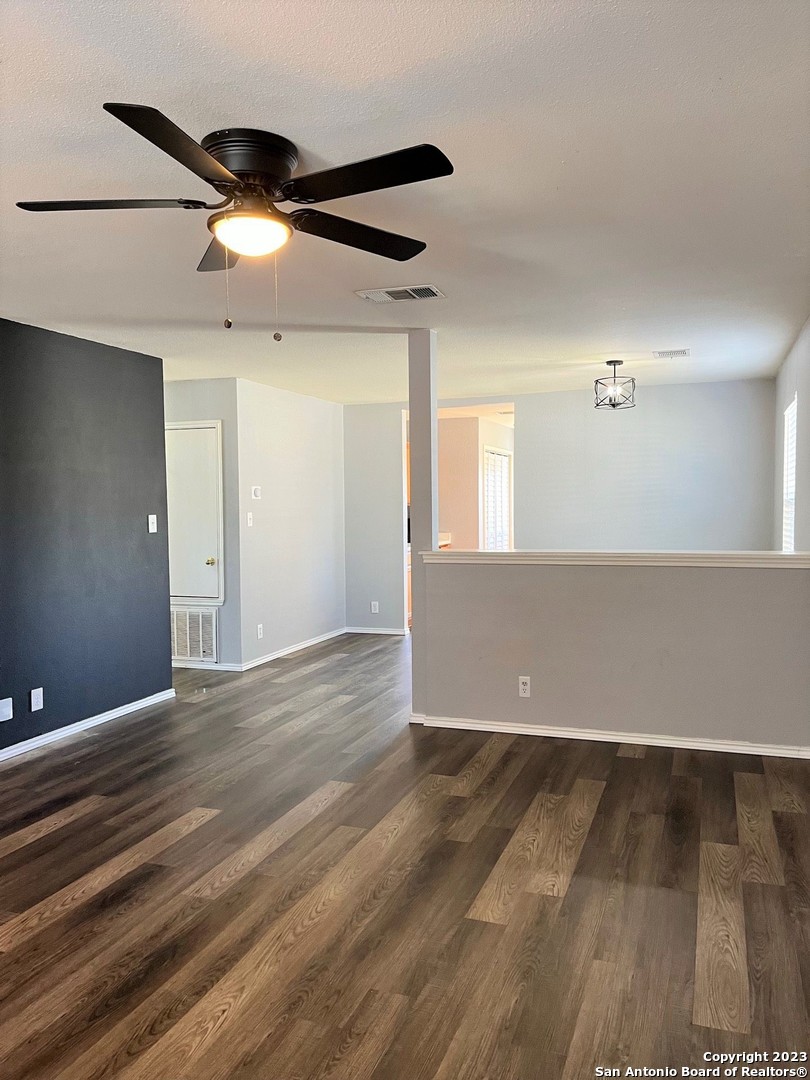 7126 Autumn Acres Converse TX 78109