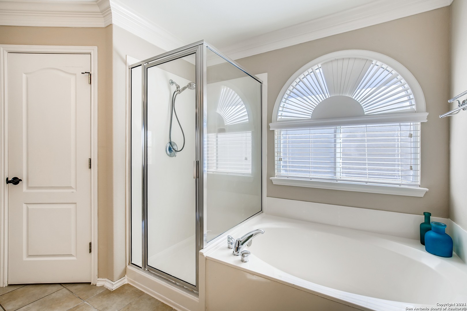 6146 Kenedy Leaf San Antonio TX 78253