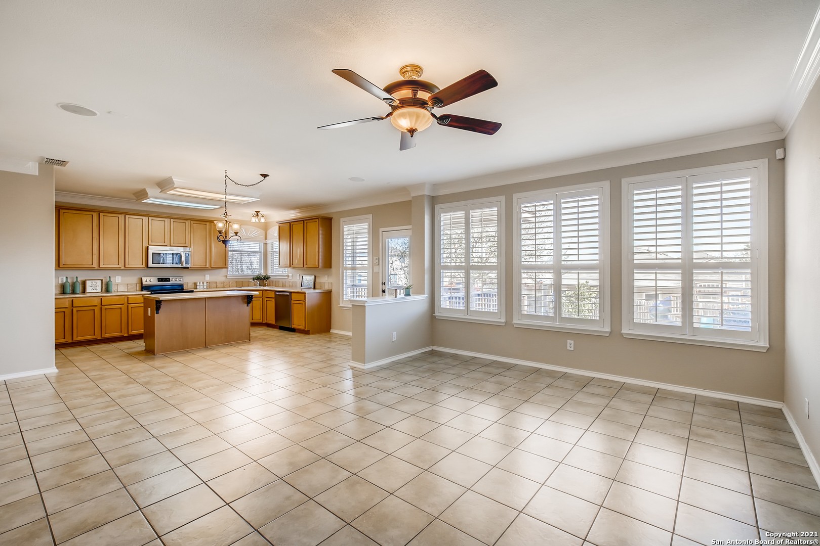 6146 Kenedy Leaf San Antonio TX 78253
