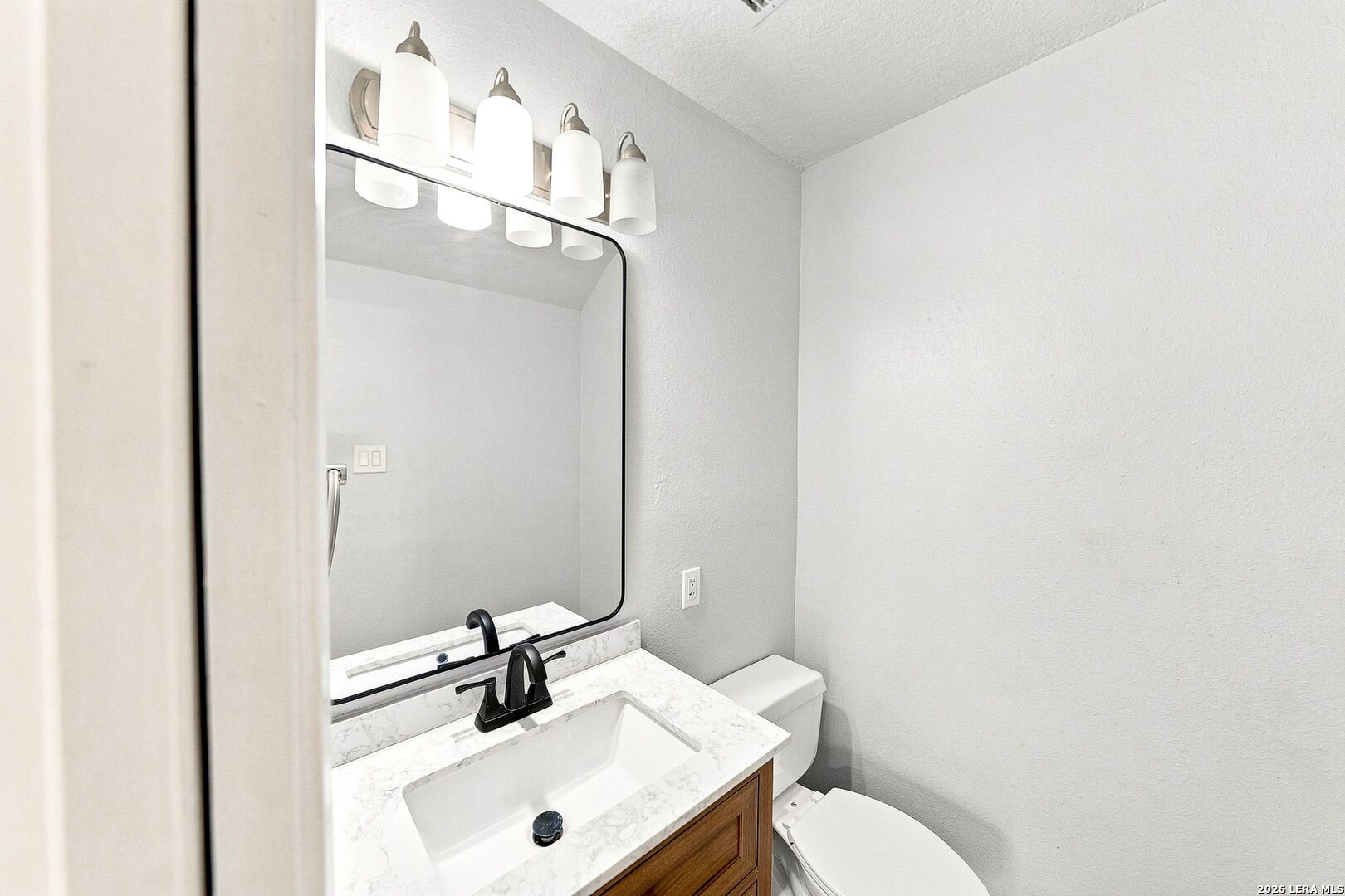 11739 Bridge Hampton San Antonio TX 78251